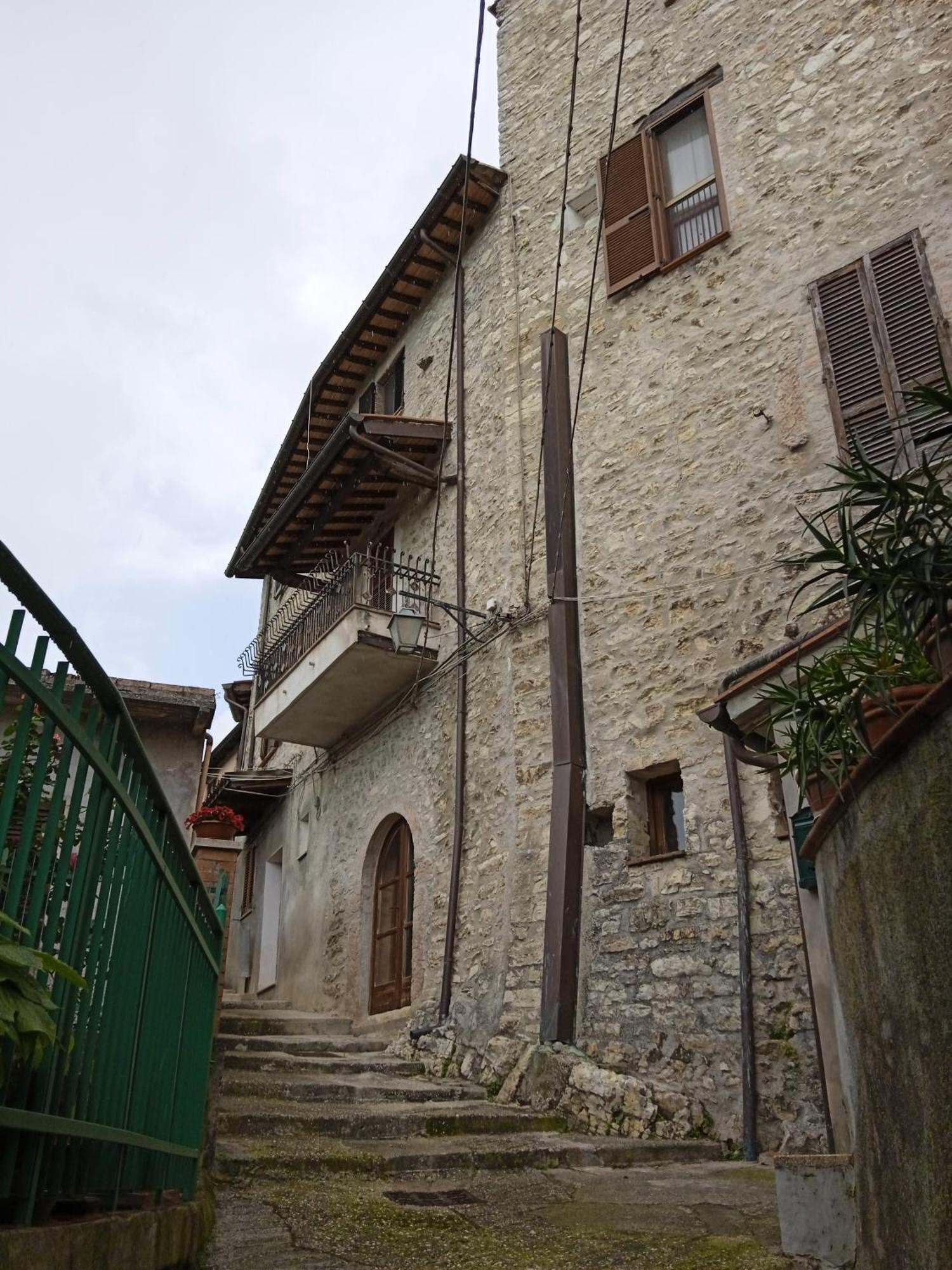 Appartamento Storico A Valle San Martino Di Сполето Экстерьер фото